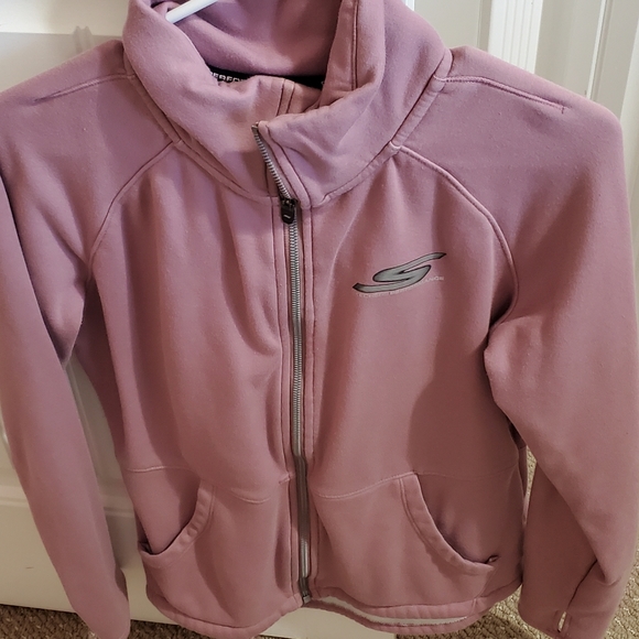 Fall hoodies, coat and Jackets. A&F, Esprit,Banana Republic,  Disney, sketchers - Picture 9 of 16